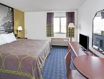 Hotel Super 8 By Wyndham I-57 2*